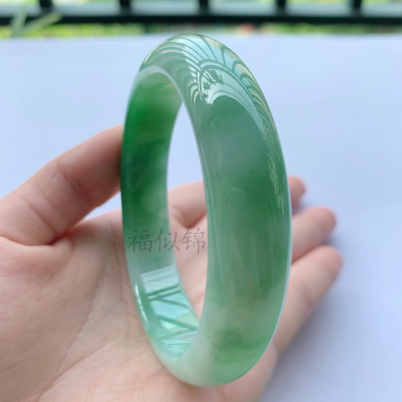 Lighting & Home Decor Studio Photos - Old Mine Icy Jadeite Bracelet, Light