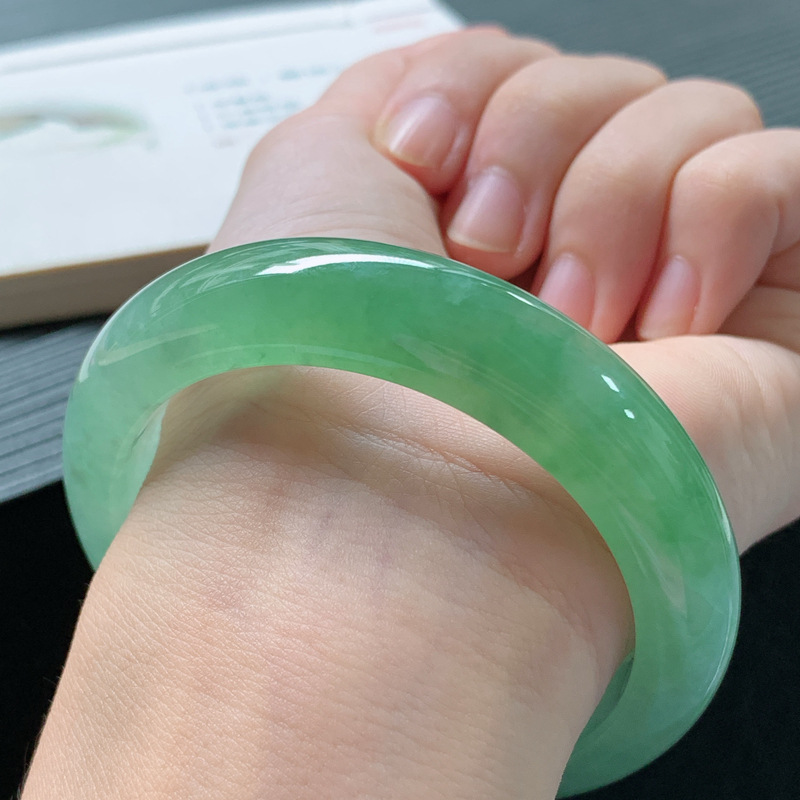 Jadeite bracelet, Burmese old  - Lighting & Home Decor Studio Photos review and price