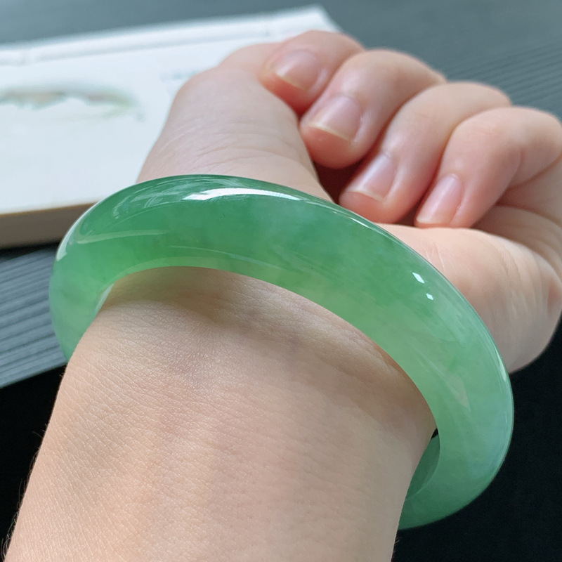Jadeite bracelet, Burmese old  - Lighting & Home Decor Studio Photos review and price